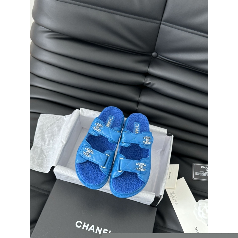 Ch*el slippers